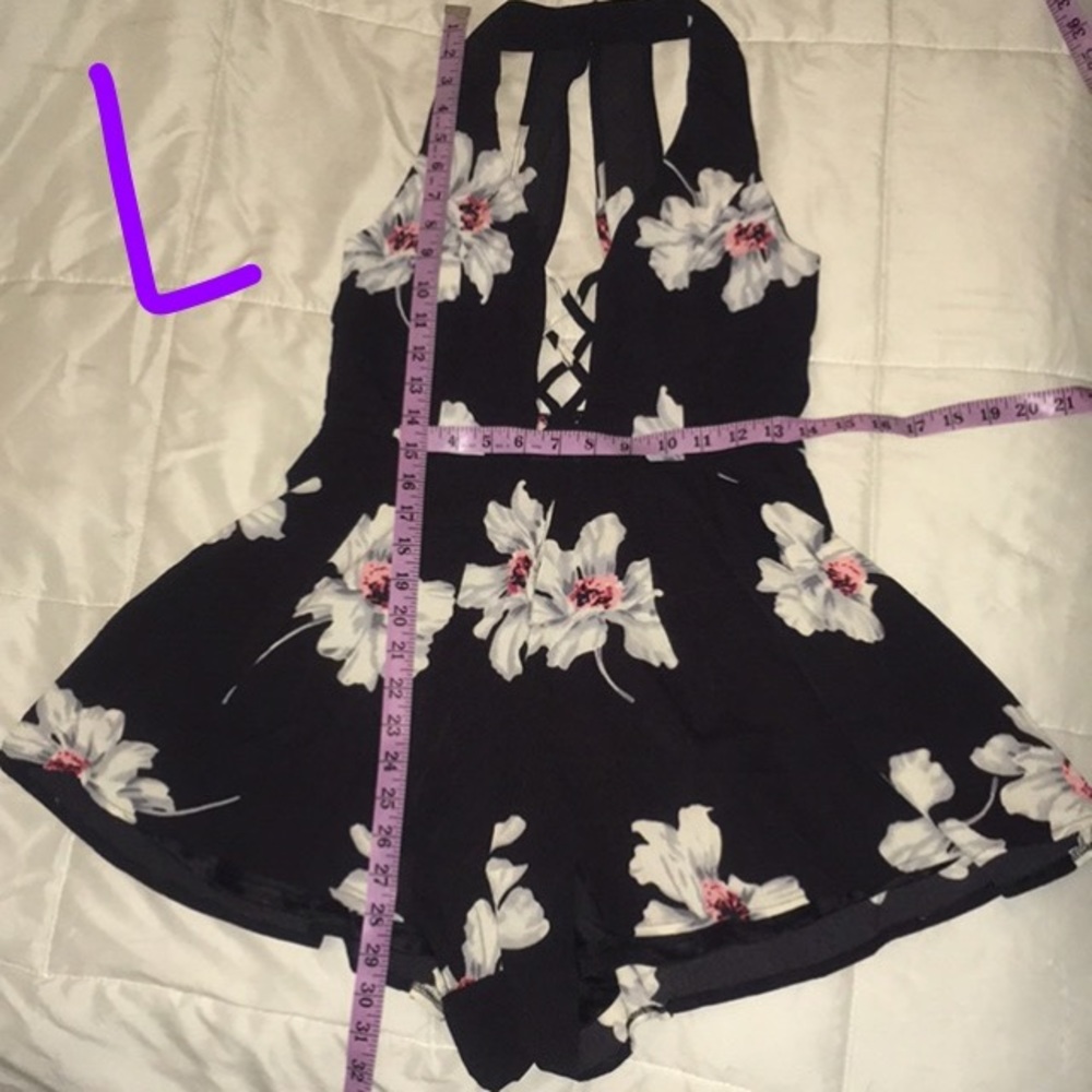Black Floral Lattice Romper - Picture 7 of 7